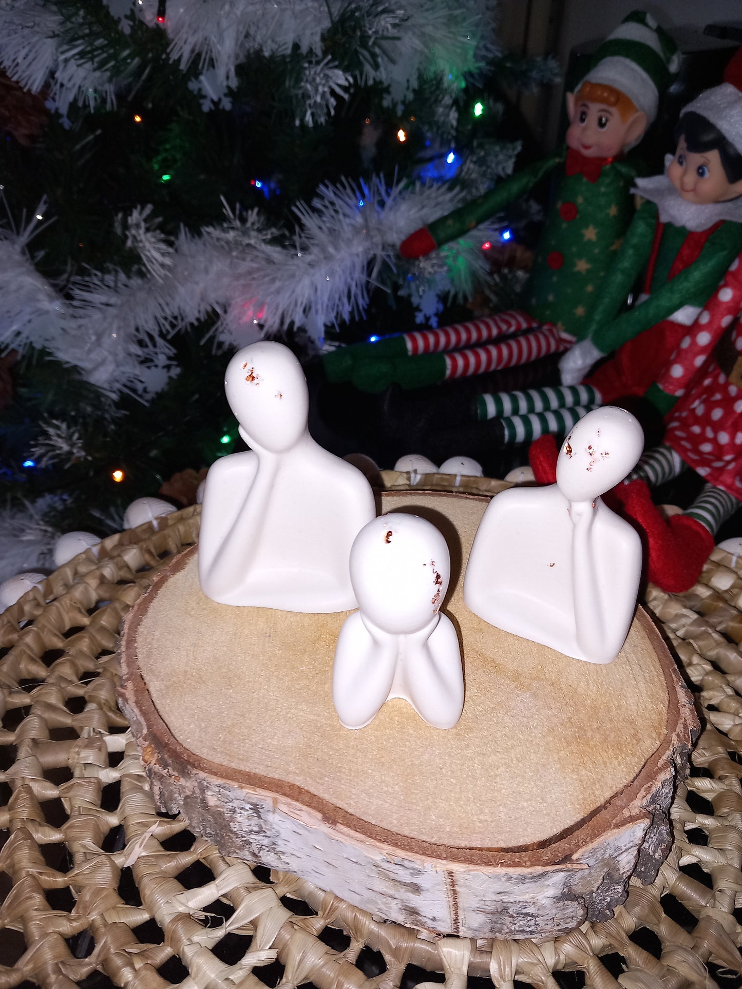 Statuette famille feuille d'or